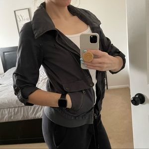 Billabong - bomber cropped utility jacket